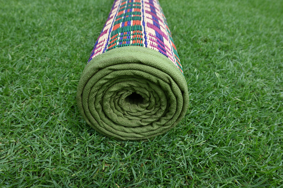 Phet 1 woven mat